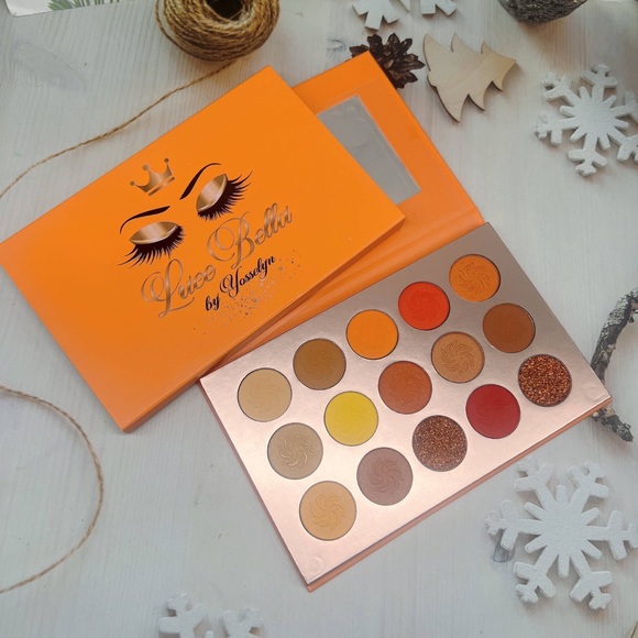 Eyeshadow pallet 18 colors Vegan cruelty free Highpigments waterproof - Picture 2 of 5